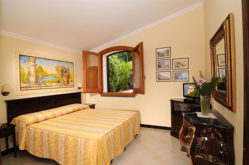 Hotel Villa La Colombaia Agropoli Extérieur photo
