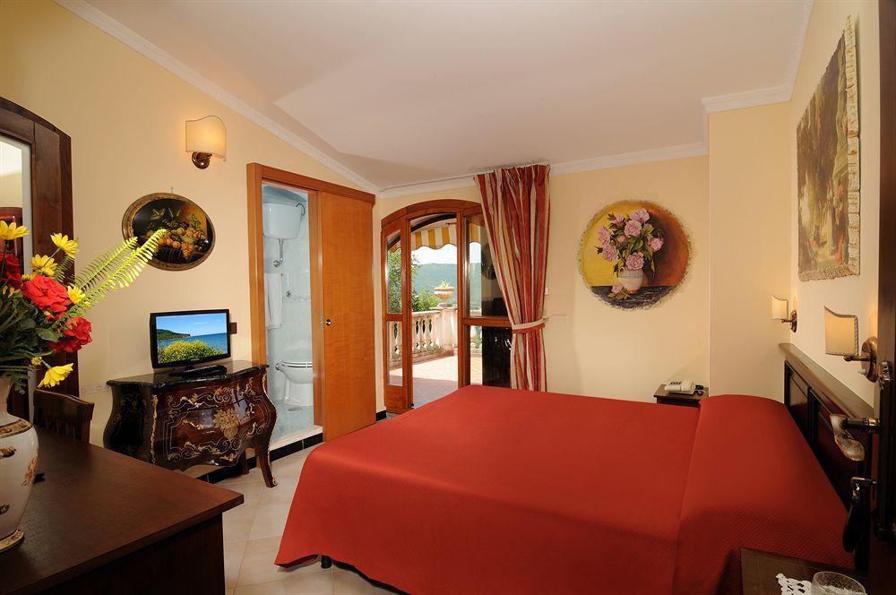 Hotel Villa La Colombaia Agropoli Extérieur photo