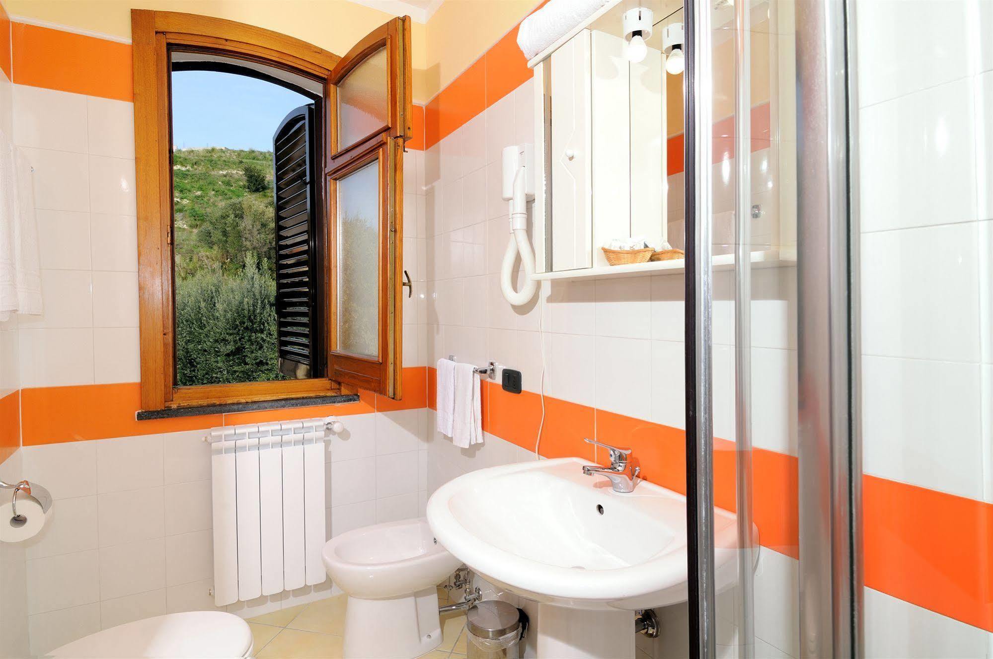 Hotel Villa La Colombaia Agropoli Extérieur photo