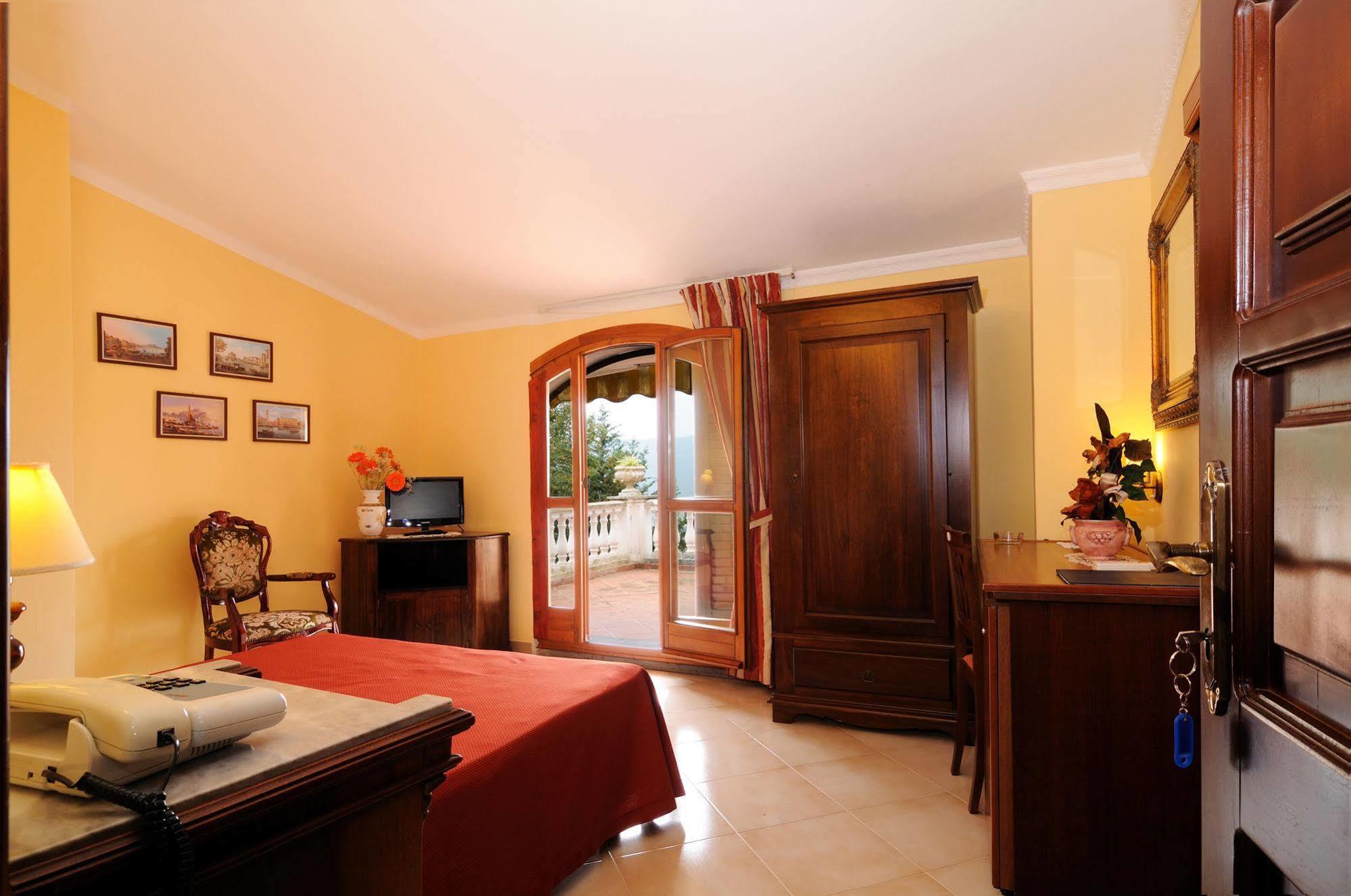 Hotel Villa La Colombaia Agropoli Extérieur photo