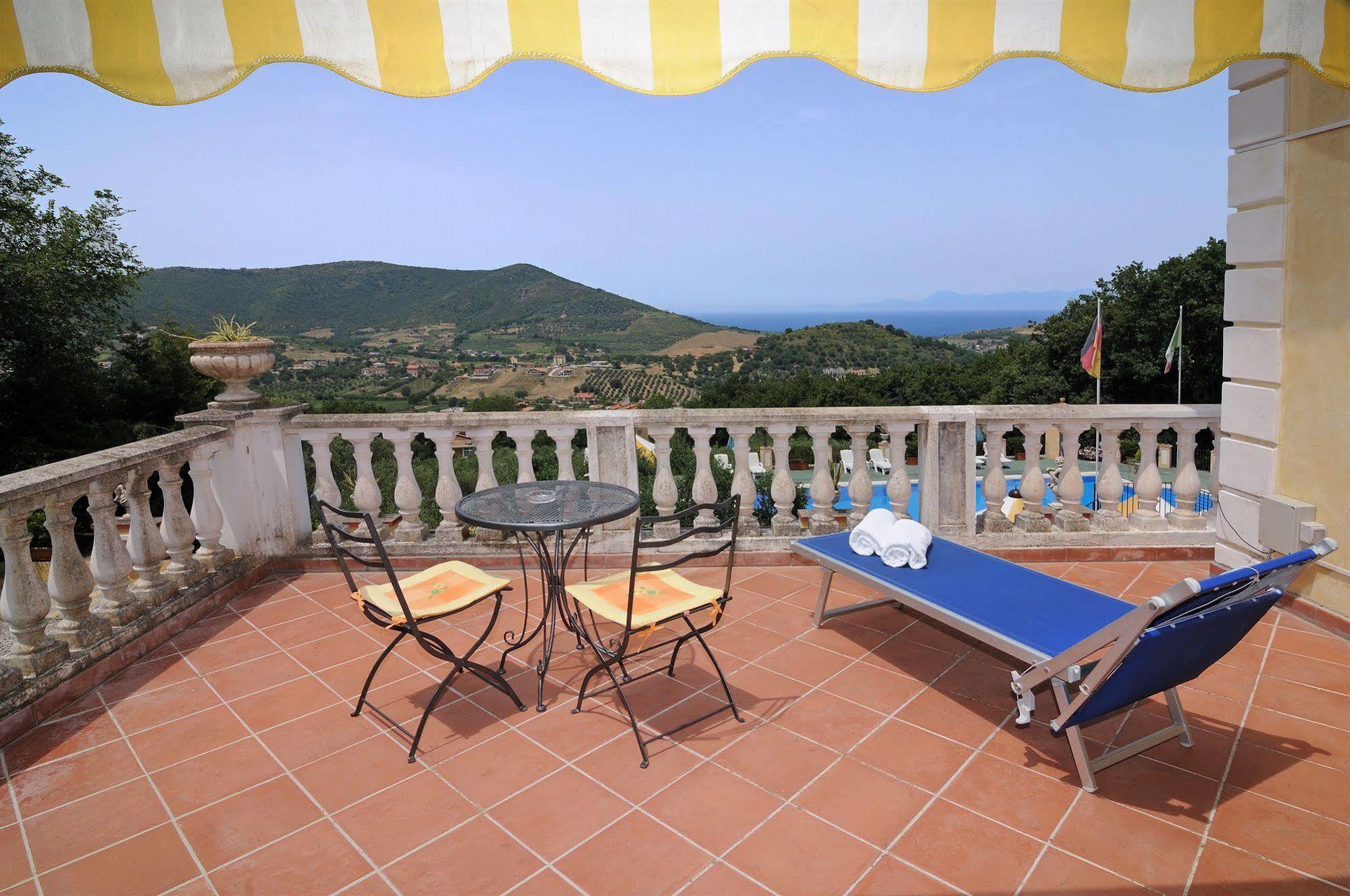 Hotel Villa La Colombaia Agropoli Extérieur photo